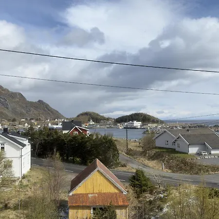 Cosy Retro House In Lofoten Tatil Evi *